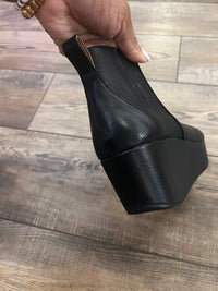 Belin Black Bootie