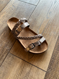 Pewtie Sandal