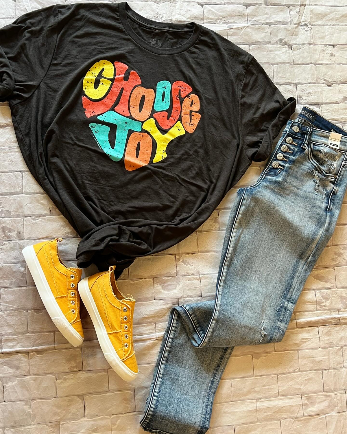 Choose Joy Tee