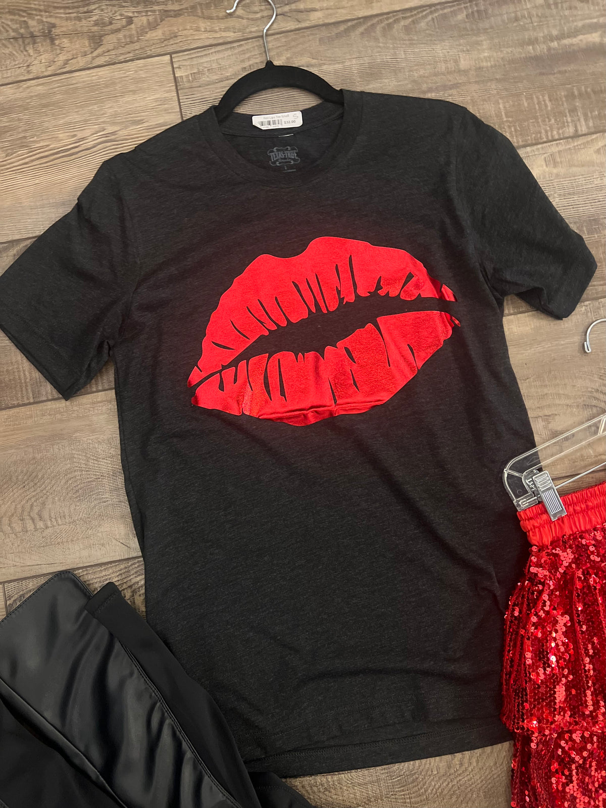 Red Lips Tee